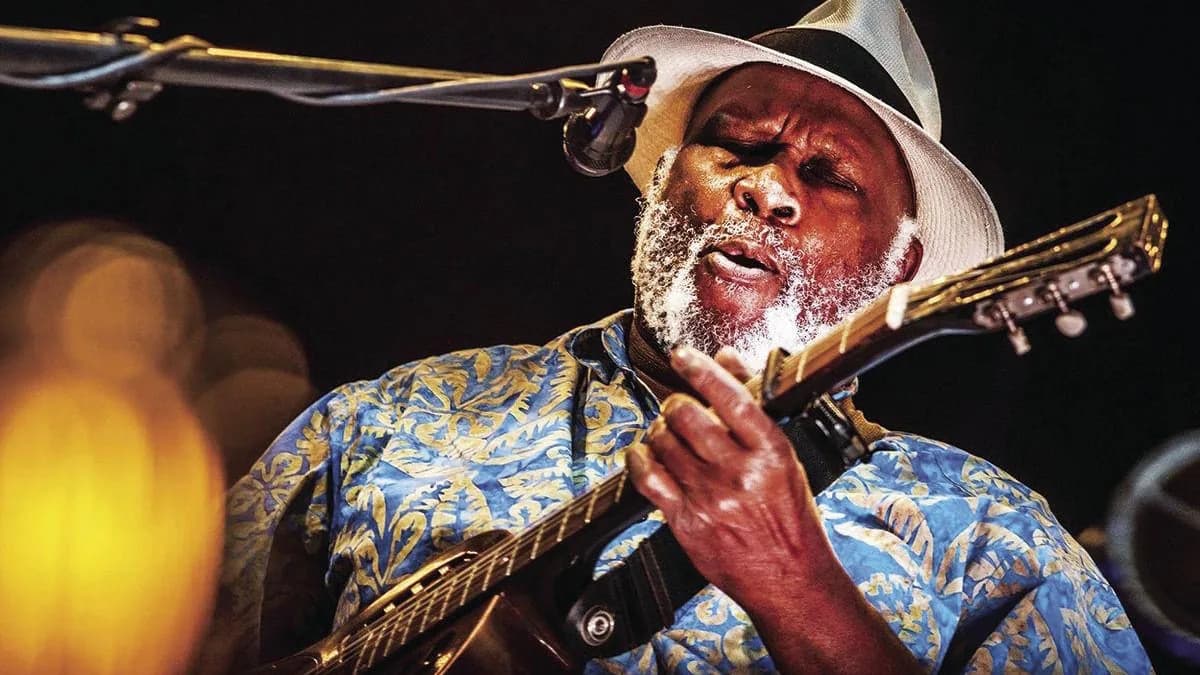 Taj Mahal Meets the Culture Musical Club of Zanzibar