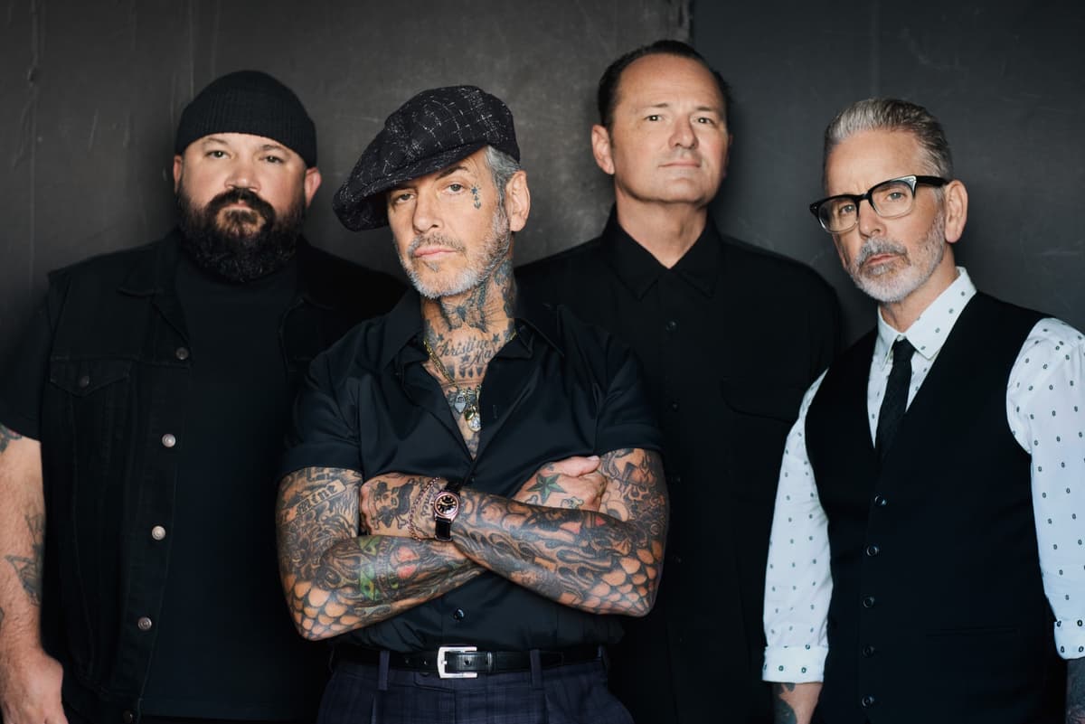 Social Distortion